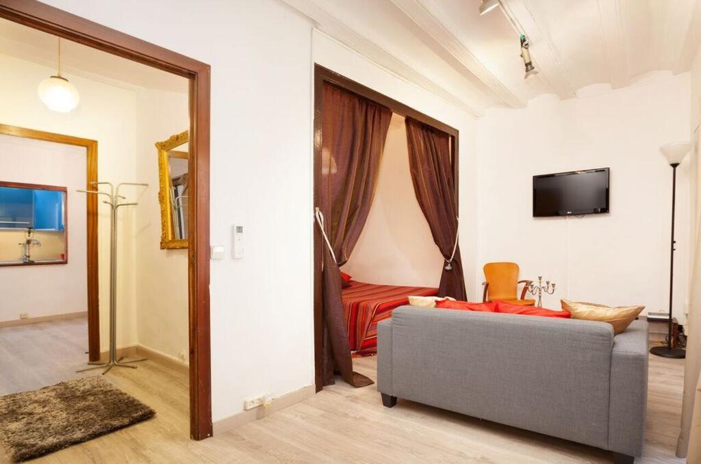 Esquirol Apartment Barcelona