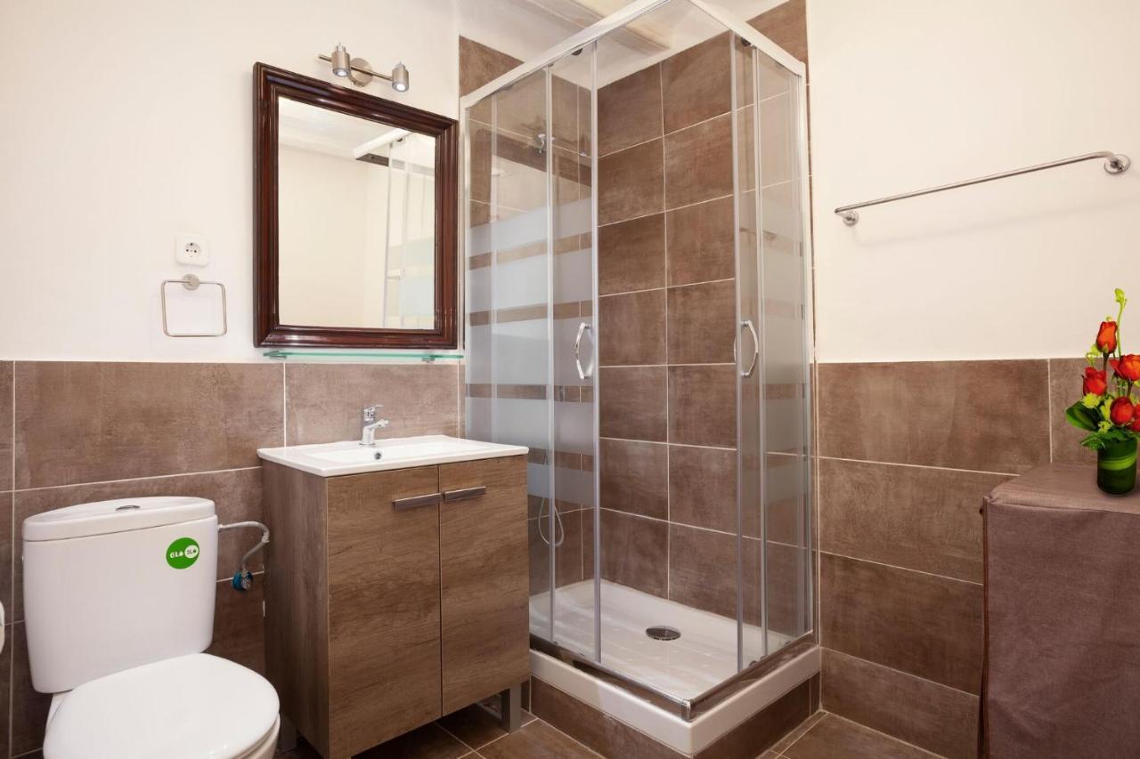 Apartment Esquirol